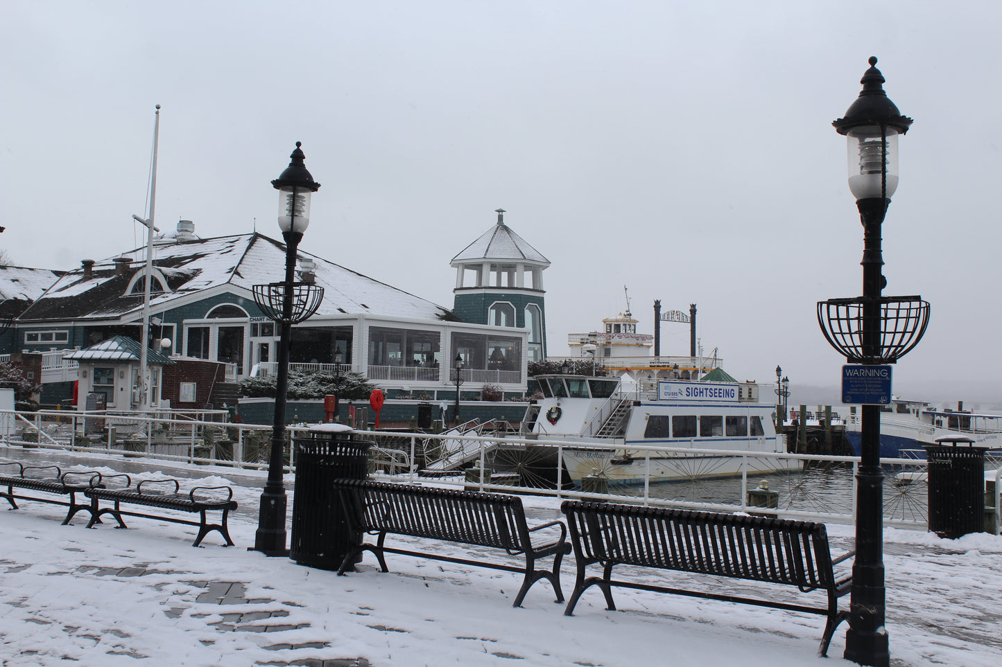 DMV Winter Wonderland: Snow-Covered Streets & Landmarks